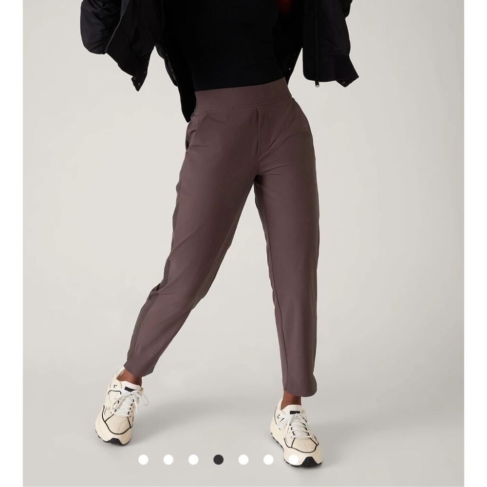 Athleta Cropped Ankle Pants in Mauve Brown